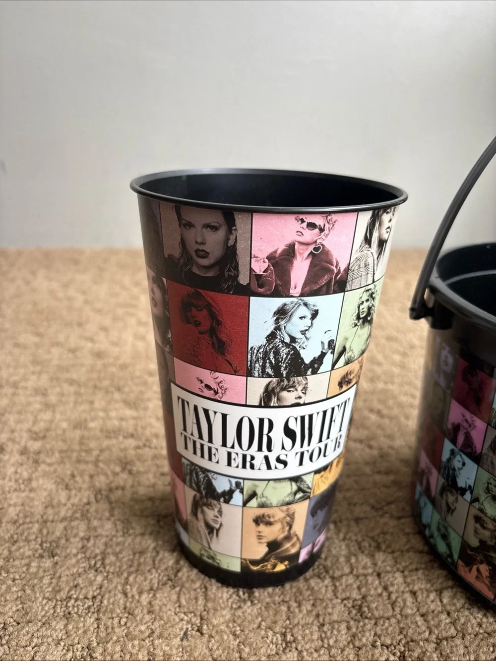 Taylor Swift official looking